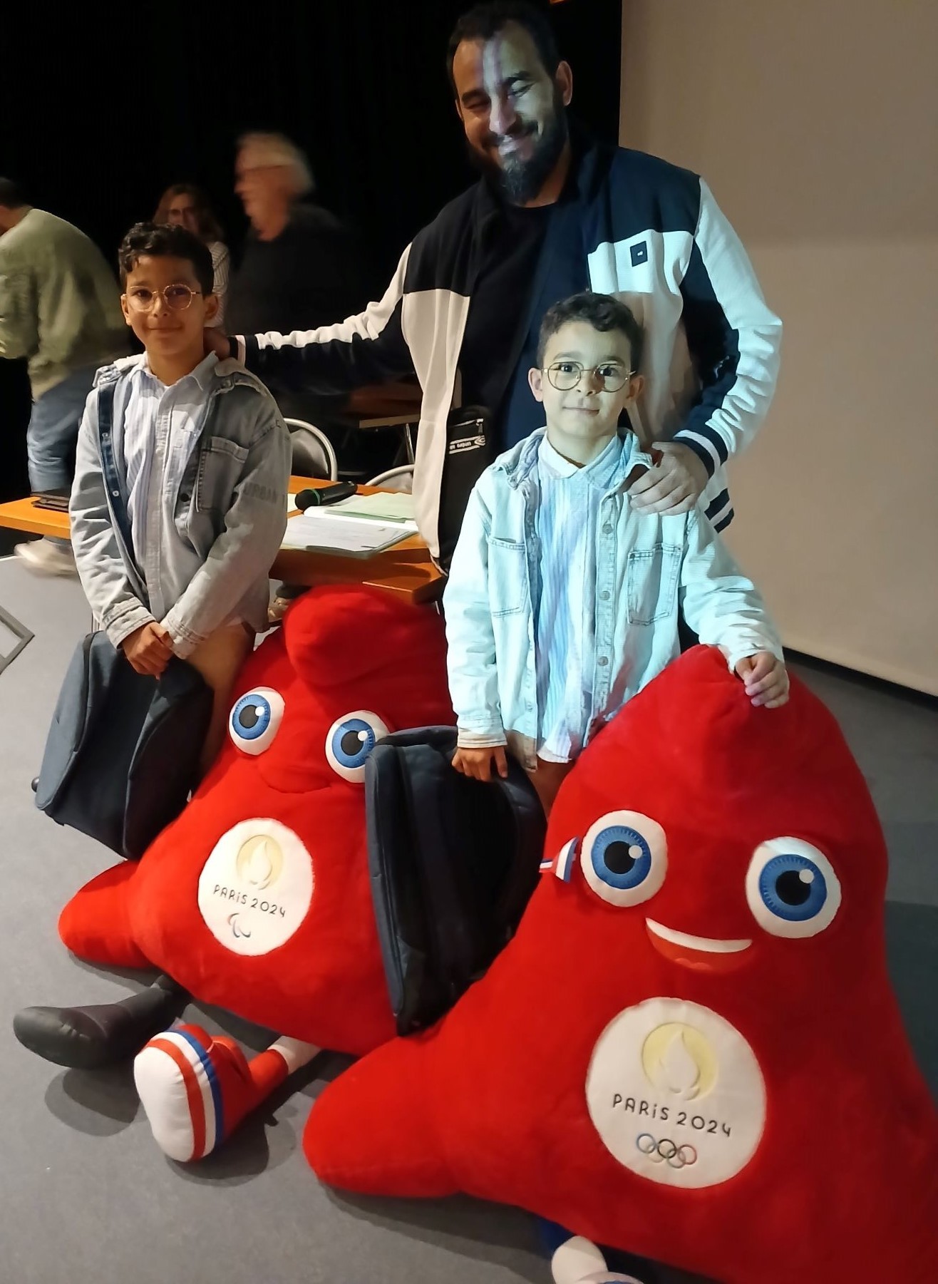 Mohamed & Ibrahim KERIF médailles d'or au Championnat de france U9 en Jiu Jitsu Brésilien