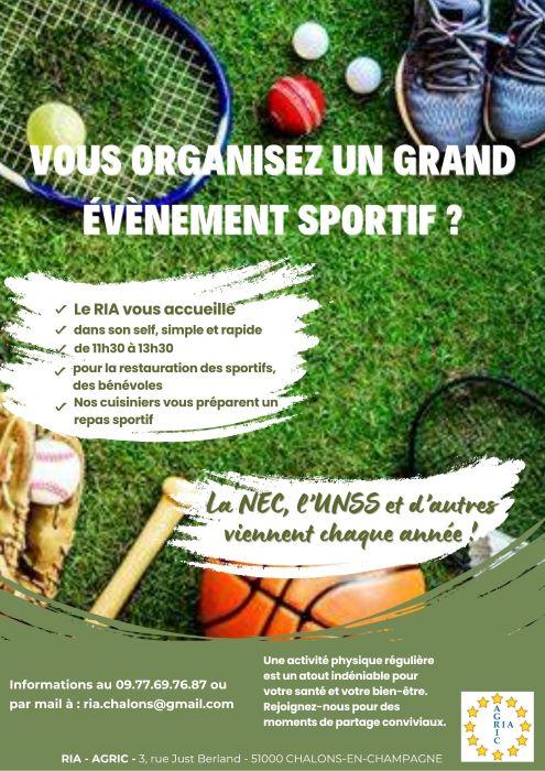 Affiche promotion sport randonnee moderne photo vert